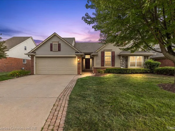 5802 Ortman Dr, Sterling Heights, MI 48314