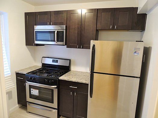 1st image of 8345 118th St