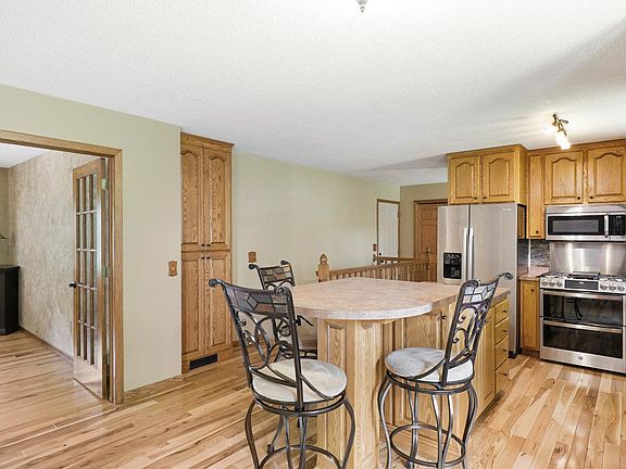 5th image of 20379 156th St NW