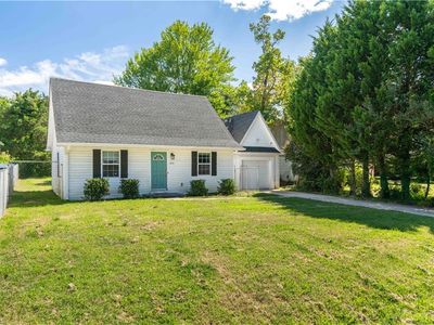 1014 Charles St, Winston Salem, NC, 27107