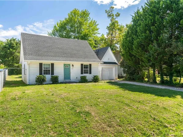 1014 Charles St, Winston Salem, NC 27107