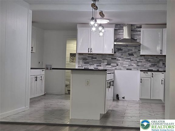 5th image of 724 Kaufman Ct