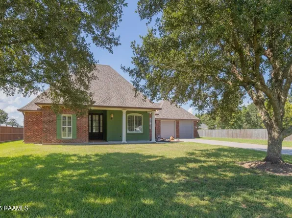 114 E Musique Rd, Carencro, LA 70520