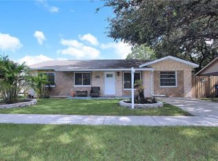 8995 107th Ave N, Seminole, FL 33777