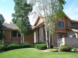 5661 S Kittredge Ln, Centennial, CO 80015