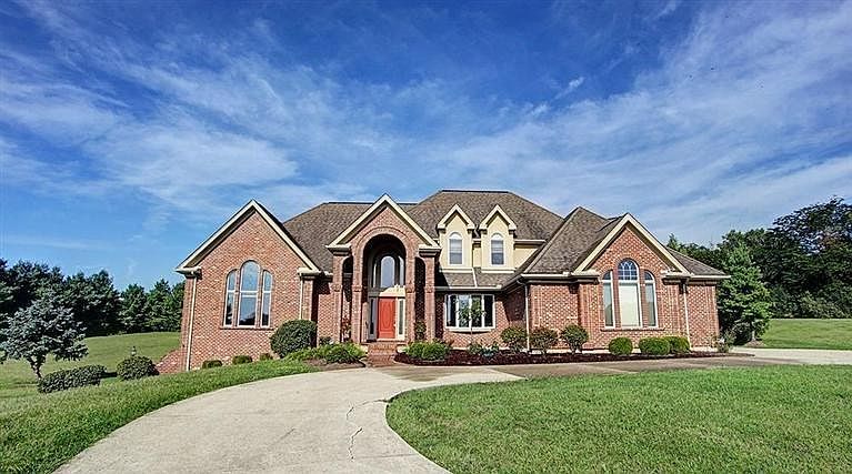 1st image of 441 Sugarbrook Trl