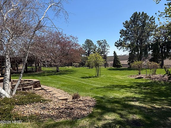 5th image of 4600 Golf Course Rd