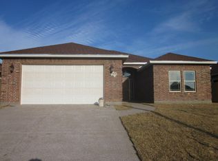 8118 King Henry Dr, Corpus Christi, TX 78414