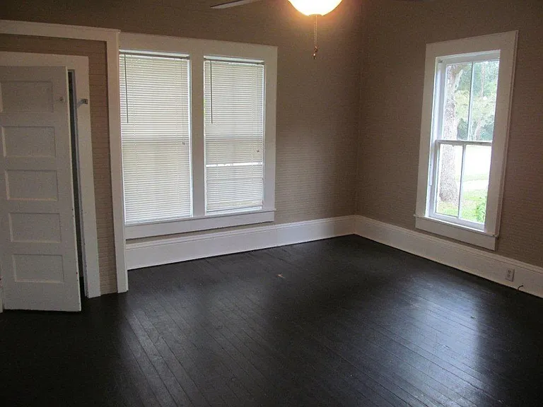 500 Bedell Ave — Photo 10