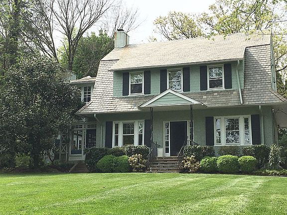 115 Ogden from front yard