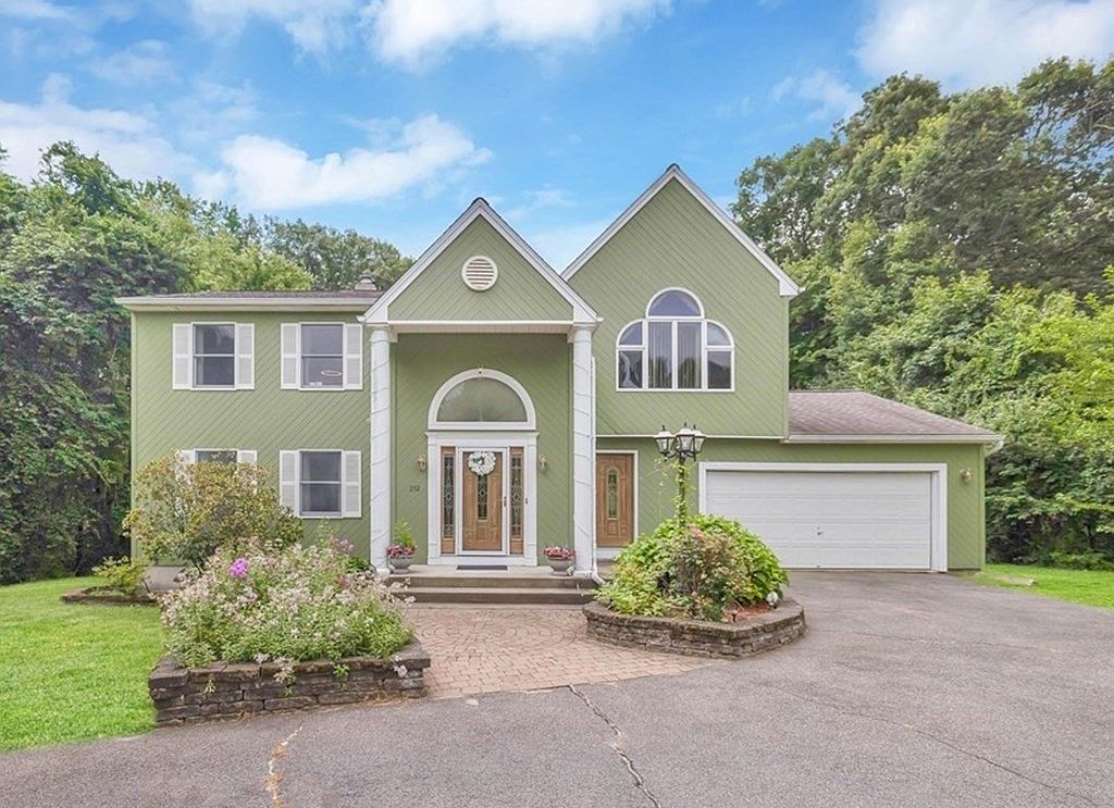 252 Elizabeth Dr, Ludlow, MA 01056 MLS 73141068 Zillow