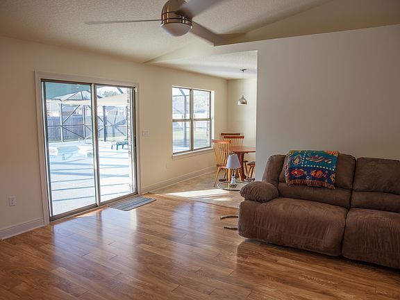 3rd image of 5538 Mill House Cir