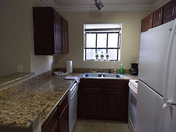 4th image of 4050 Pacific Harbors Dr #A