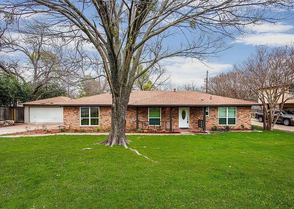 1st image of 104 Bluebonnet Dr