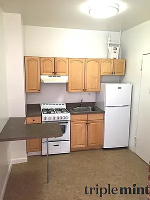 Rented by Triplemint | media 9