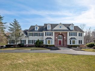 4 Keithwood Ct, Titusville, NJ 08560