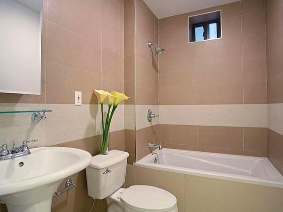 5th image of 119 E 101st St APT 4B
