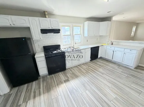 114 Seymour Ave Floor 3, Newark, NJ 07108