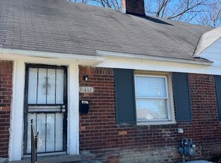21608 Moross Rd, Grosse Pointe, MI 48236