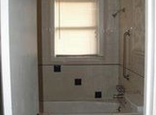 905 1st St, Grand Cane, LA 71032