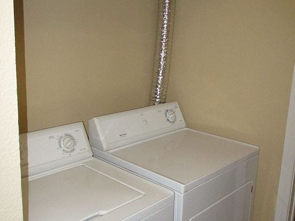 3rd image of 920 N Sloan Ln APT 201