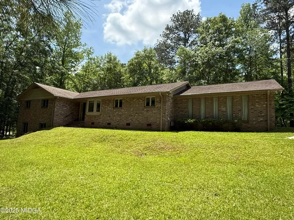 24 Sapphire Ct, Juliette, GA 31046