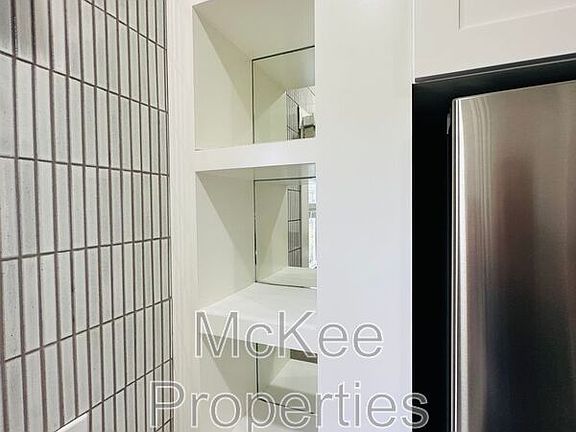 5th image of 2140 1st Ave #1