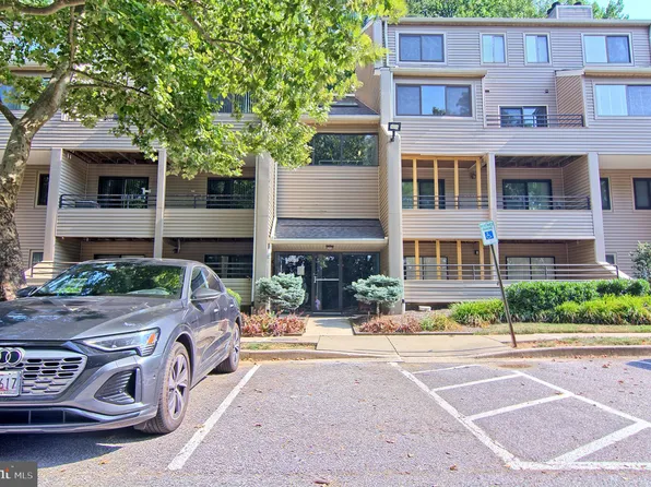 8009 Greenspring Way APT H, Owings Mills, MD 21117