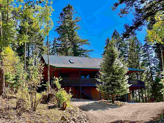 2nd image of 907 Sugar Pine Dr
