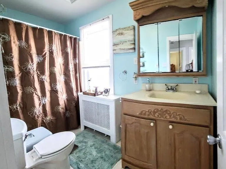425 N Kenyon Ave — Photo 16