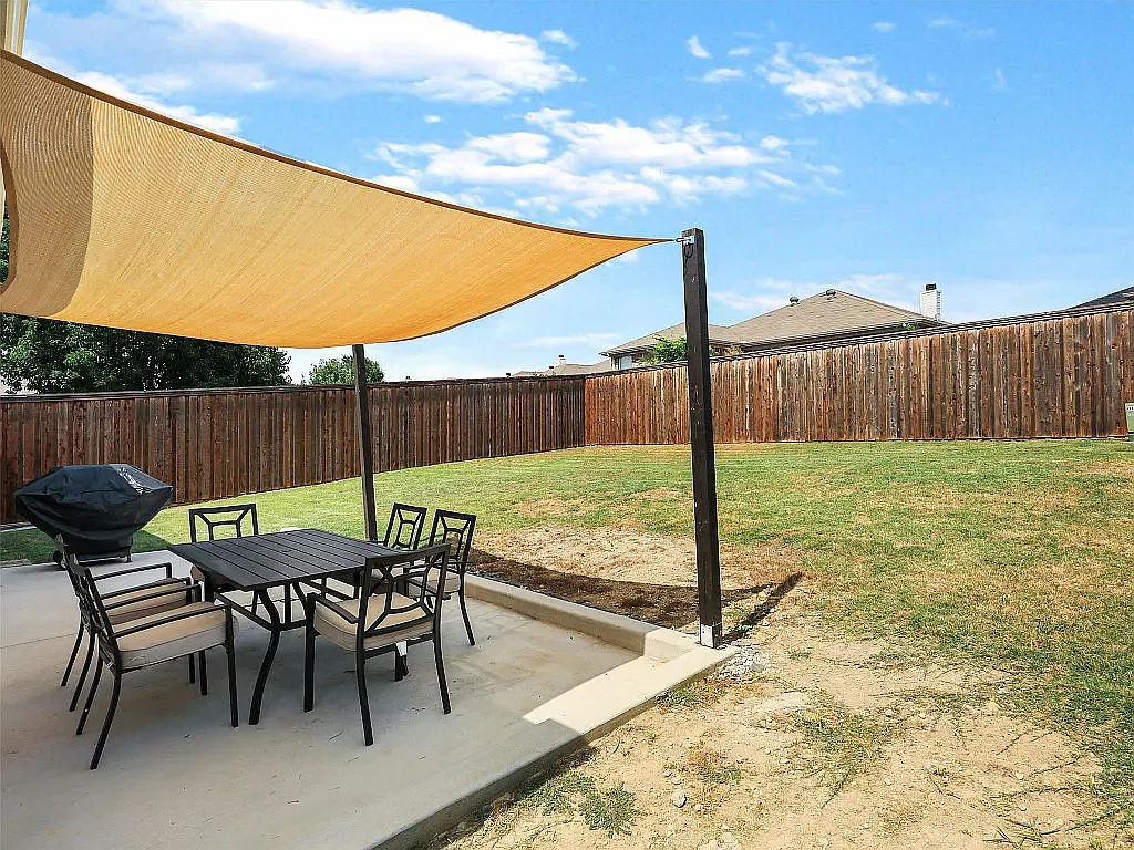 6432 Downeast Dr — Photo 3