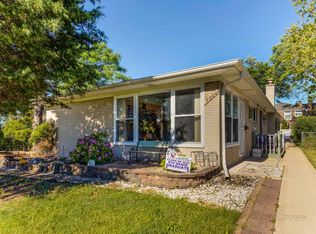 9600 Kedvale Ave, Skokie, IL 60076