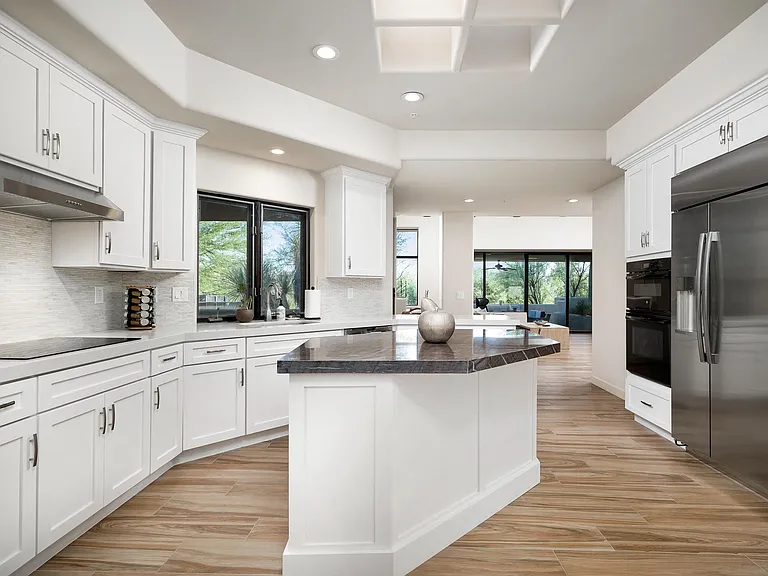 10071 E Graythorn Dr — Photo 7