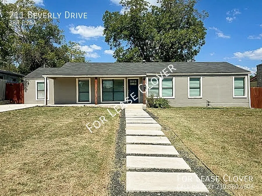 211 Beverly Dr