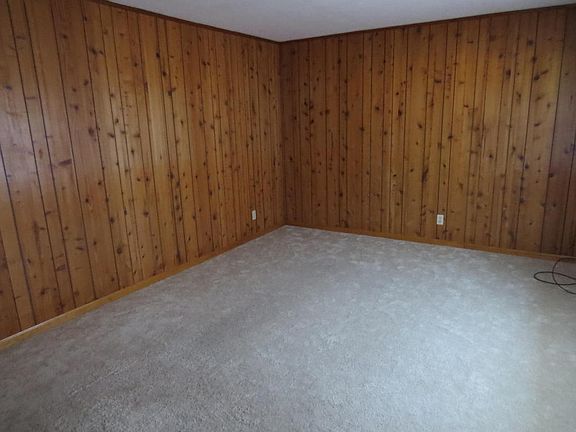 4th image of 4515 Blackberry Rd