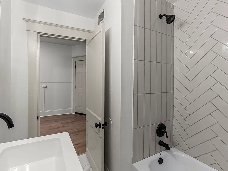 3728 Hydraulic Ave #1N — Photo 18