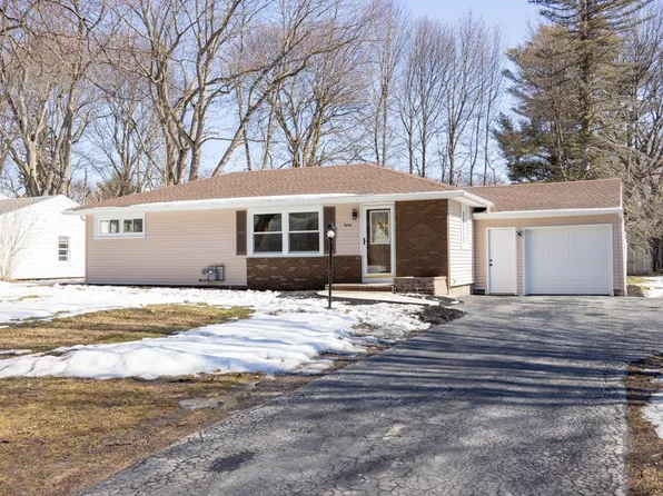 80 Alaimo Dr, Rochester, NY 14625