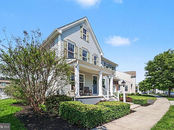 4th image of 43 Hoke Farm Way