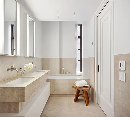 Rented by Compass | media 23