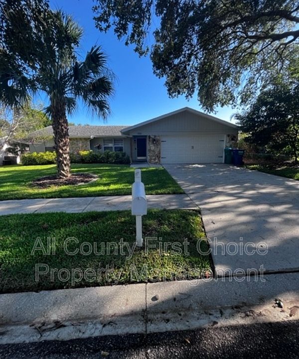 1st image of 1100 Pepperidge Dr