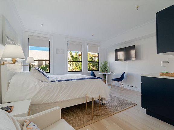 5th image of 235 Sunrise Avenue #3050