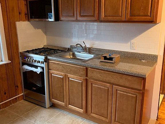 4th image of 67 Park Ave APT 3