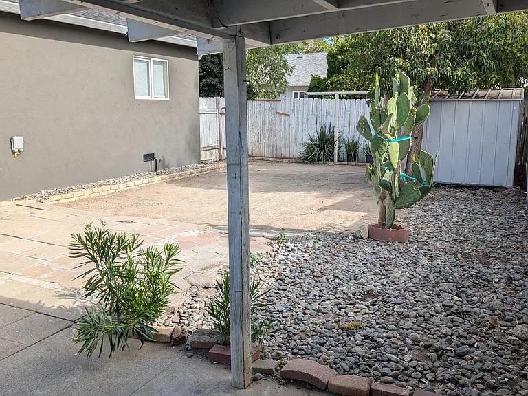 904 East St — Photo 14