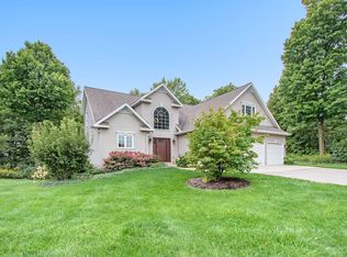 2100 Five Mile Rd NW, Comstock Park, MI 49321