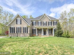 8807 General Griffins Ct, Fredericksburg, VA 22407