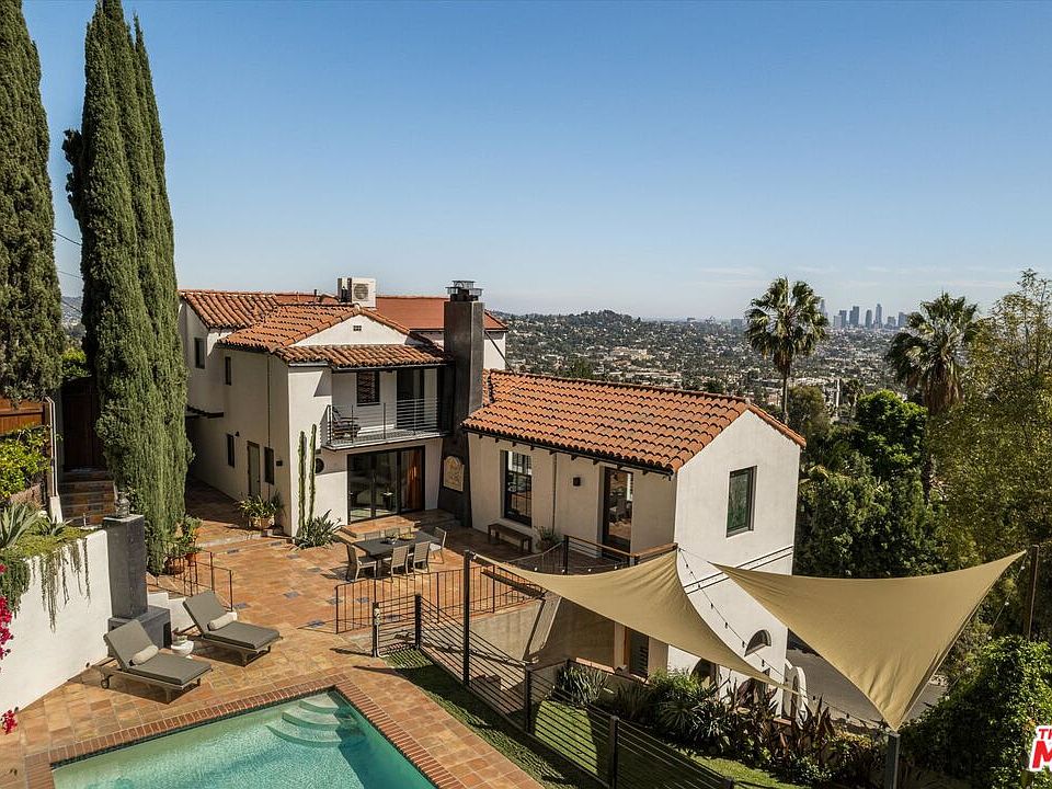 1st image of 2551 Glendower Ave