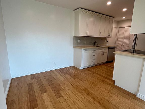 5th image of 2901 4th St APT 318