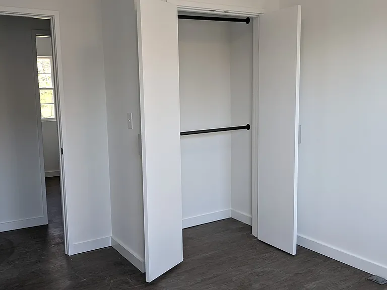 113 Wayne Pl SE #101 — Photo 11