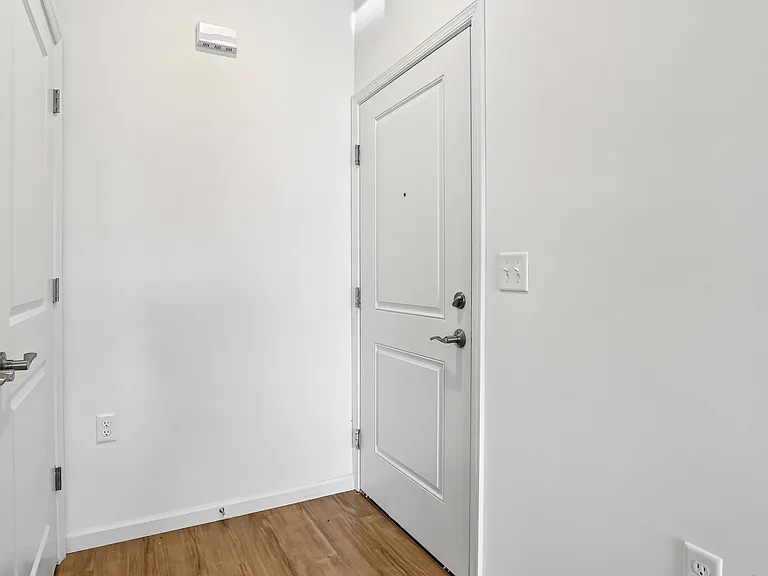 Park West Apartments — Photo 48