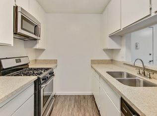 17830 Merridy St #1019141, Northridge, CA 91325